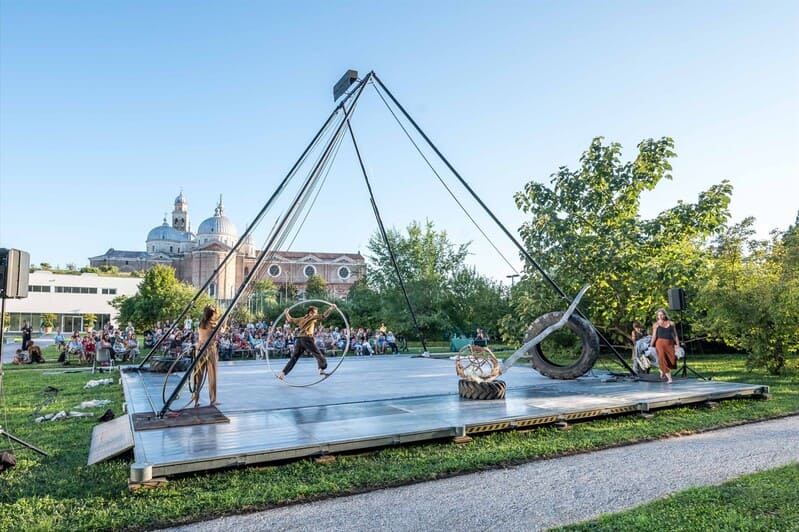 Les Rendez-vous de l’été – spectacle « T’es rien sans la Terre »