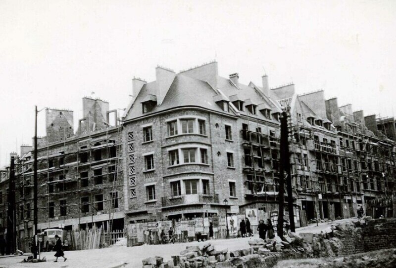 Exposition - Aperçus de la Reconstruction