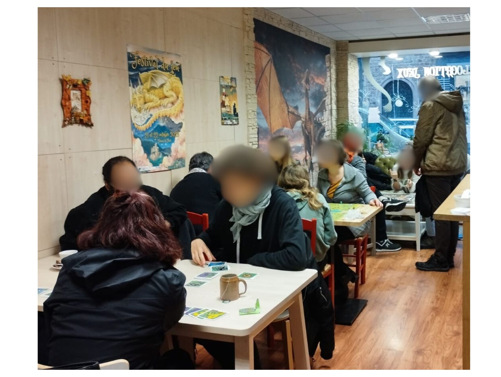 Après-midi jeux + café tricot