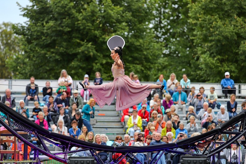 Spectacle - 